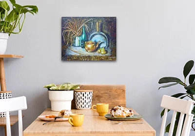 Картина в интерьере (Будни медного чайника - художник Алена Хазанова)